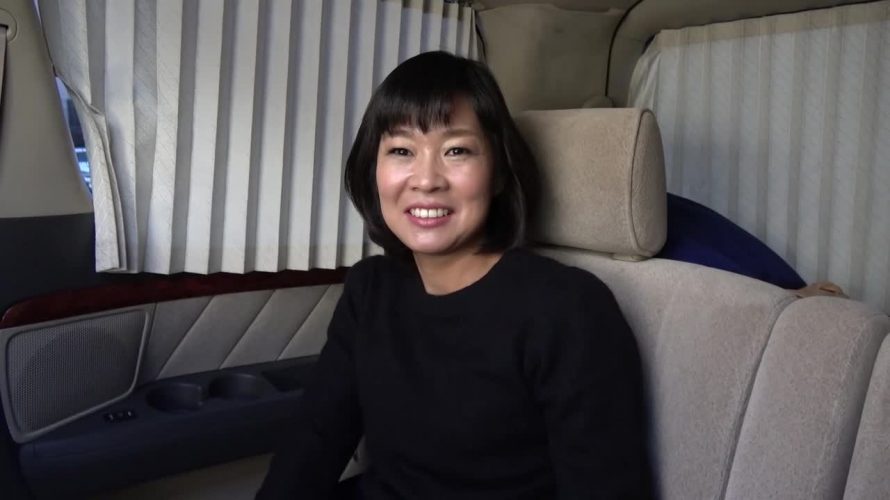 熟女マニア快楽探求倶楽部 VOL.2 初出演の完熟妻たちは恥じらいながらも腰使いは止まらない！