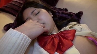 女子校生に電マの快感教えたった