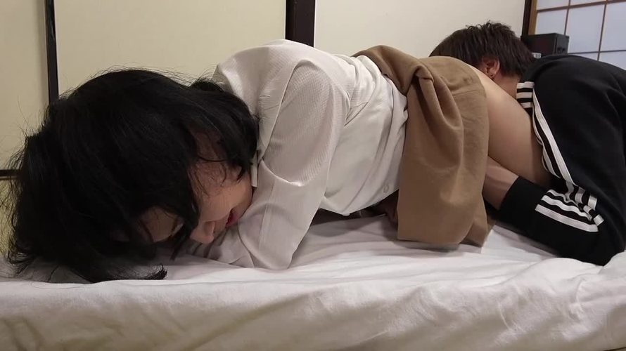 昭和官能熟妻スペシャル 6人4時間拒絶しながらも体を貪られ快楽堕ちしていく清純妻たち